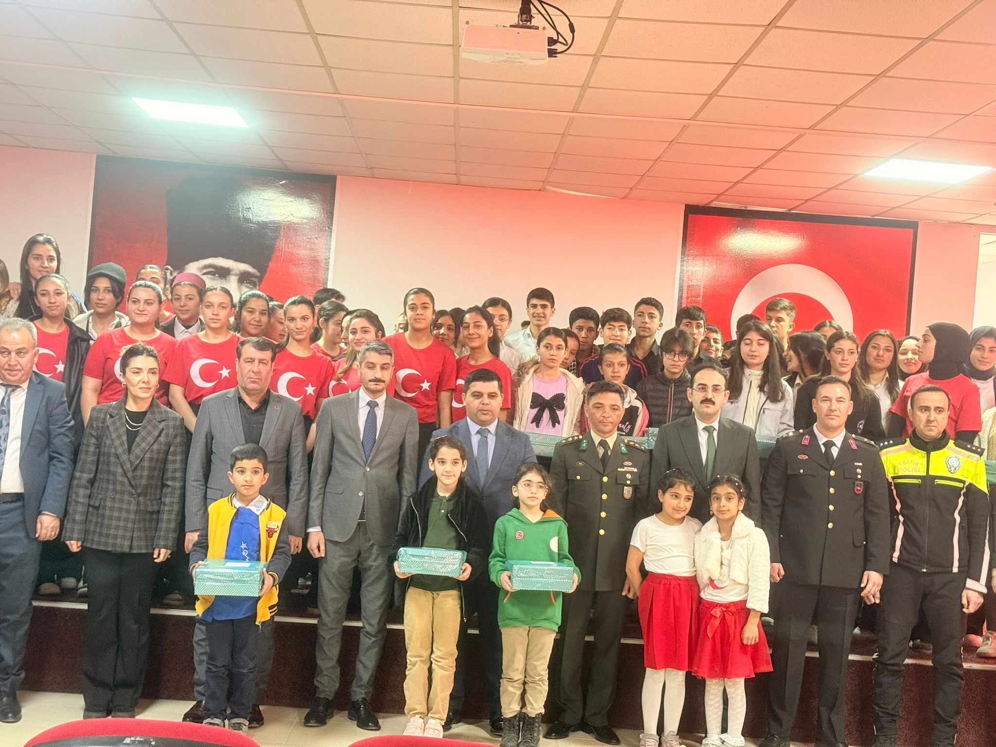 Suruç Meslek Yüksekokulu 12 Mart İstiklal Marşı’nın Kabulü ve Mehmet Akif Ersoy’u Anma Programına Katıldı